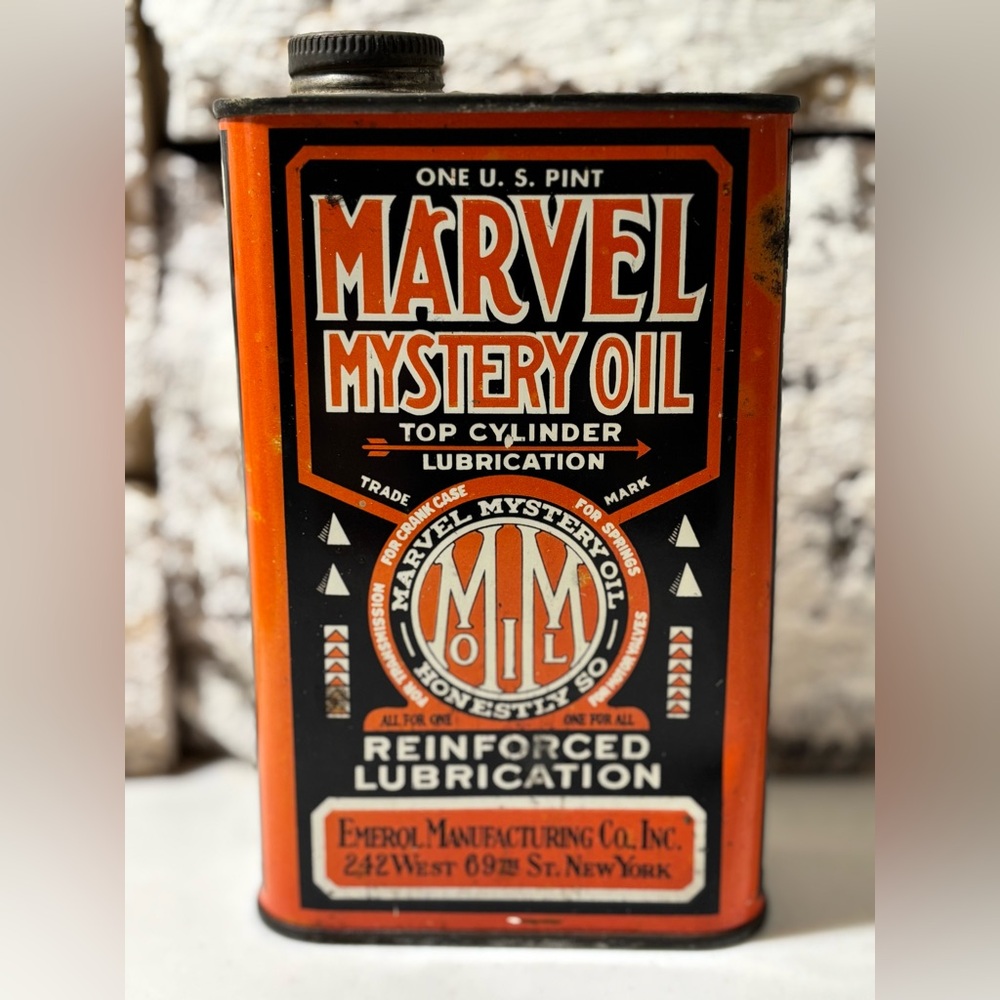 Vintage Marvel Mystery Oil Pint Can